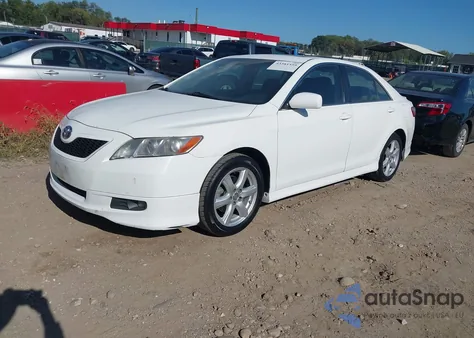 2009 Toyota Camry Se V6 z USA, uszkodzony, nr VIN 4T1BK46K89U594048